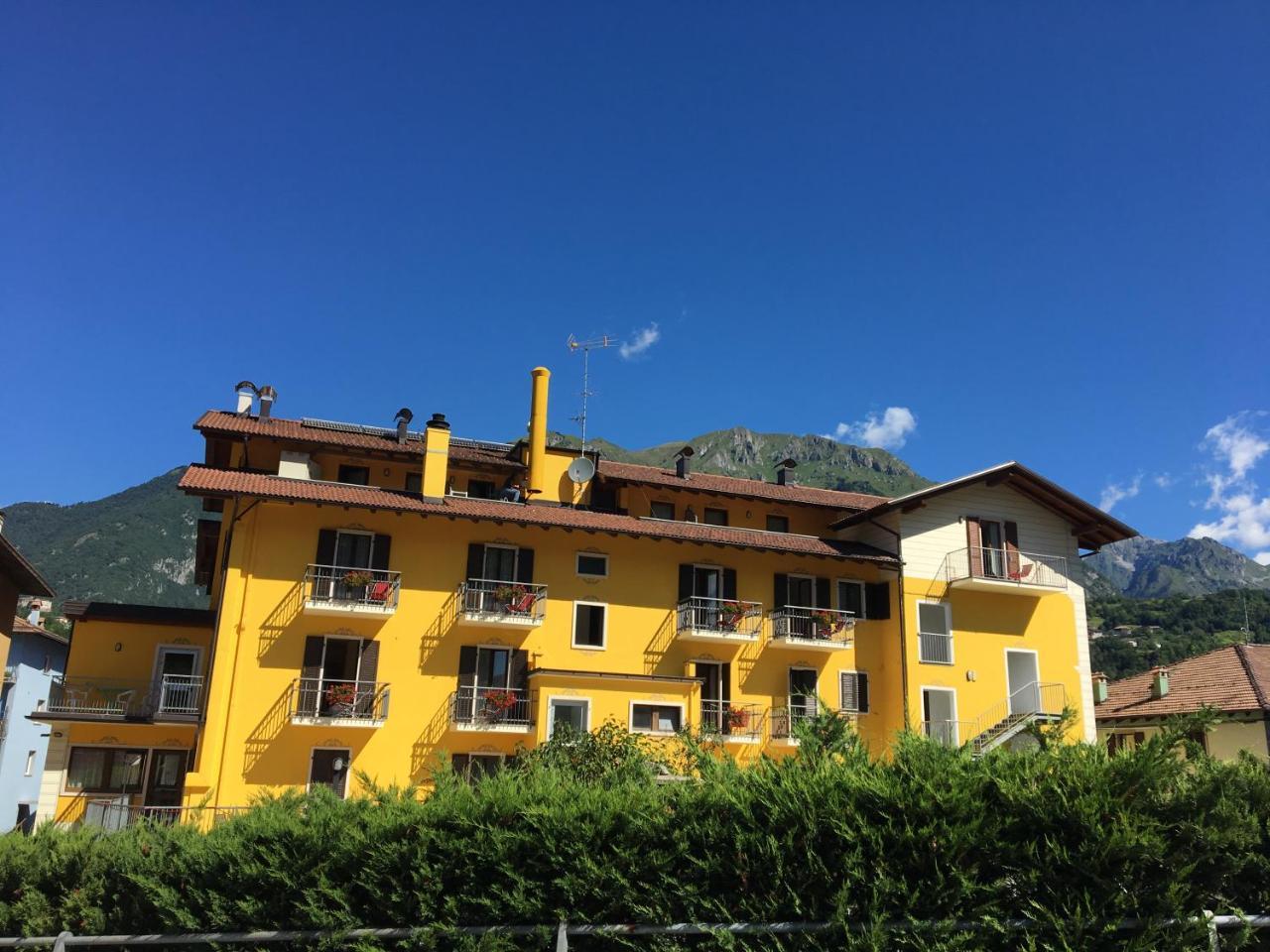 Hotel Posta Comano Terme Exterior foto